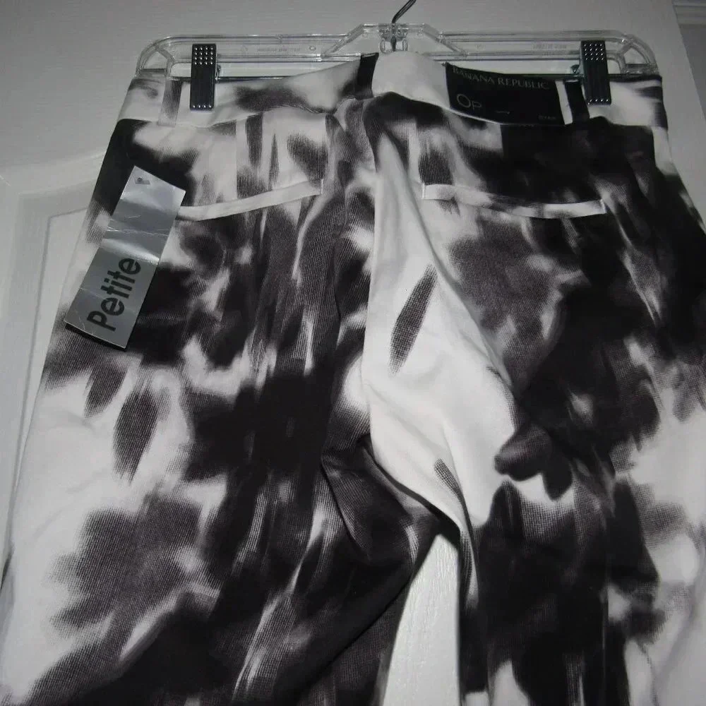 NWT BANANA REPUBLIC Ryan Mid-Rise Straight Leg Pants Size 0P